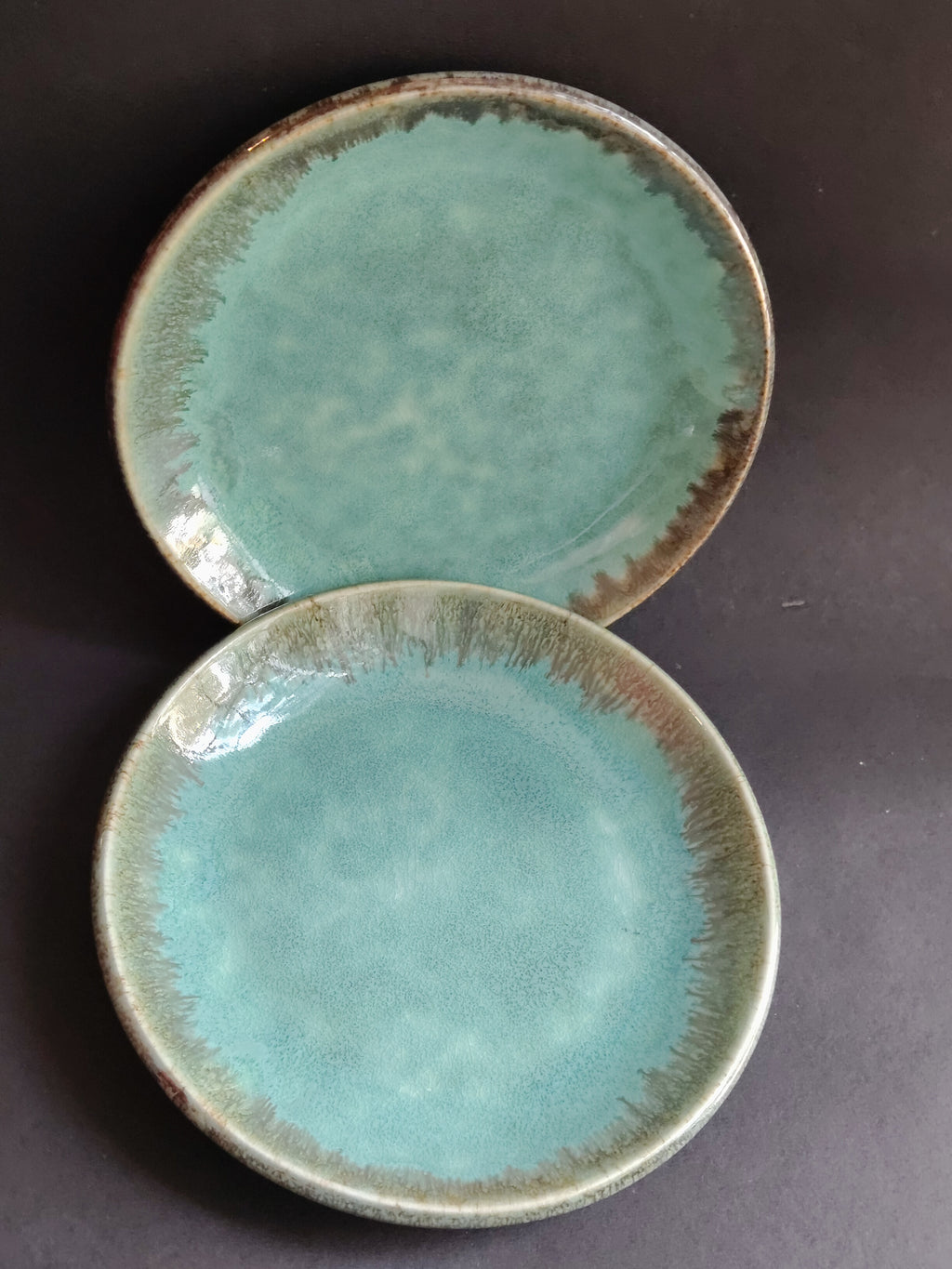Ceramic Snack Plates|Clay glazed pottery| Set of 2| Green| Round